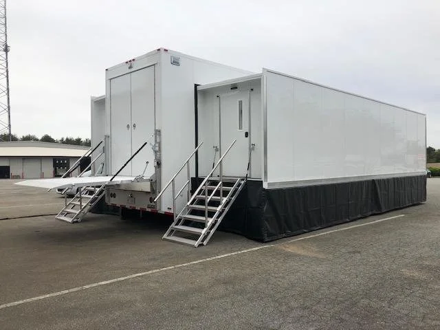 trailer ext 1.jpg