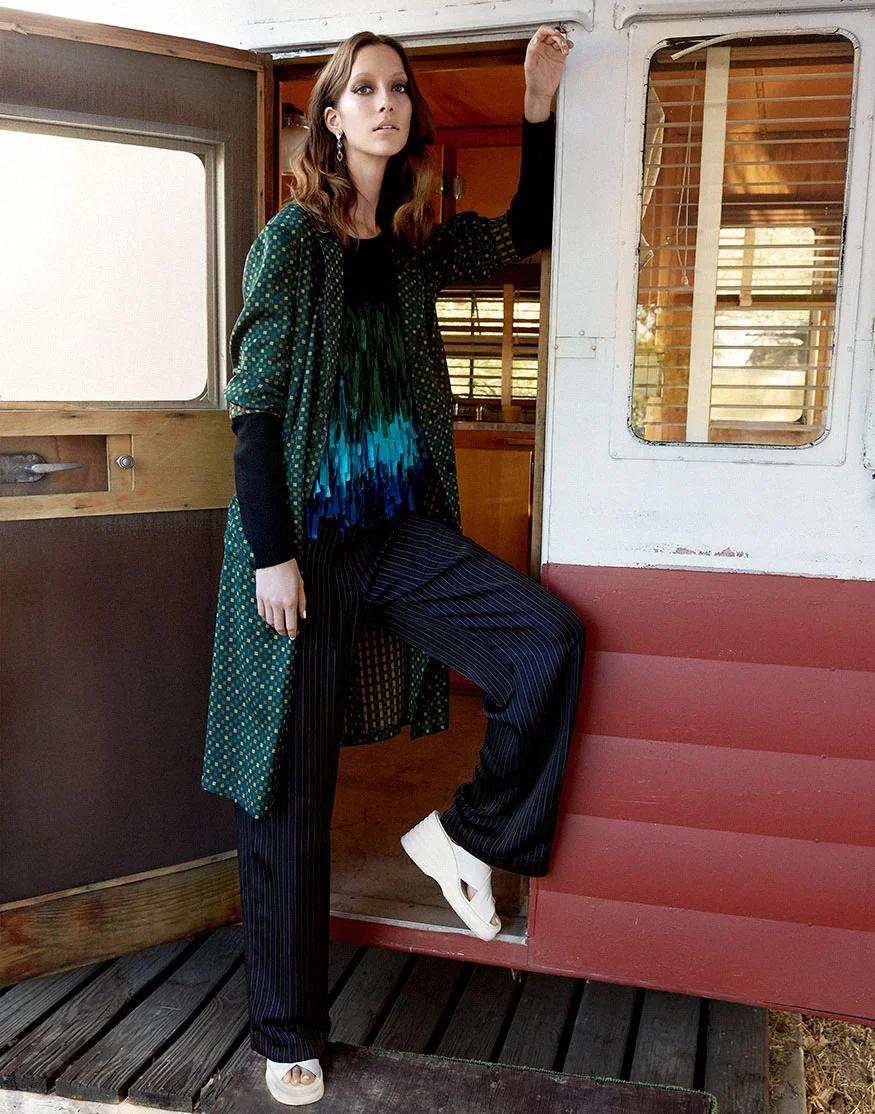 HarpersBazaar_AlanaZimmer_09.jpg