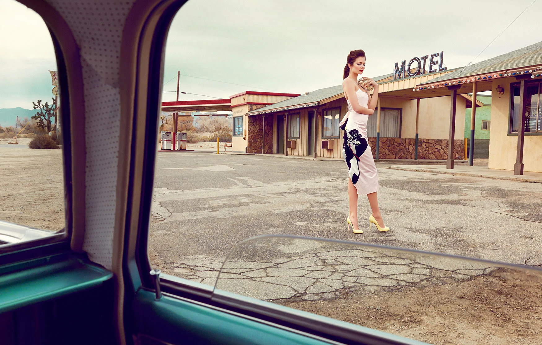 eniko_mihalik_vogue_08.jpg