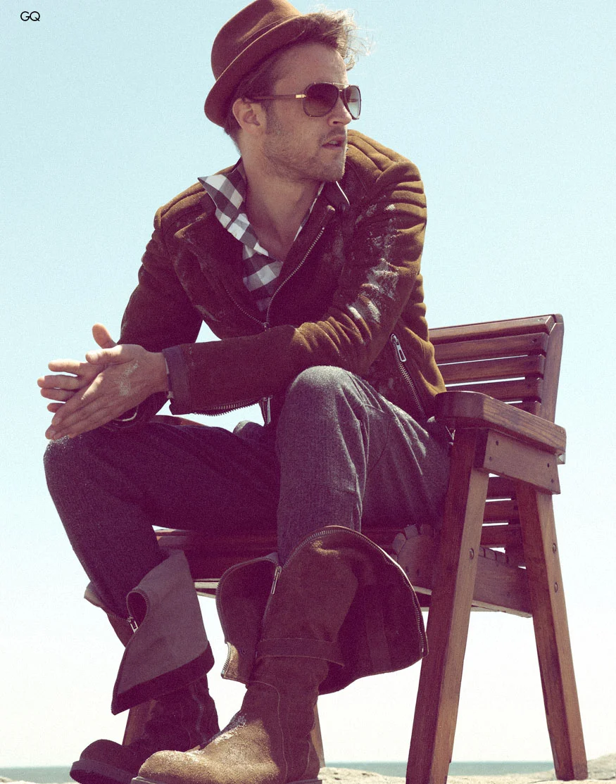 jamie_garrett_chris_ryan_gq_02.jpg