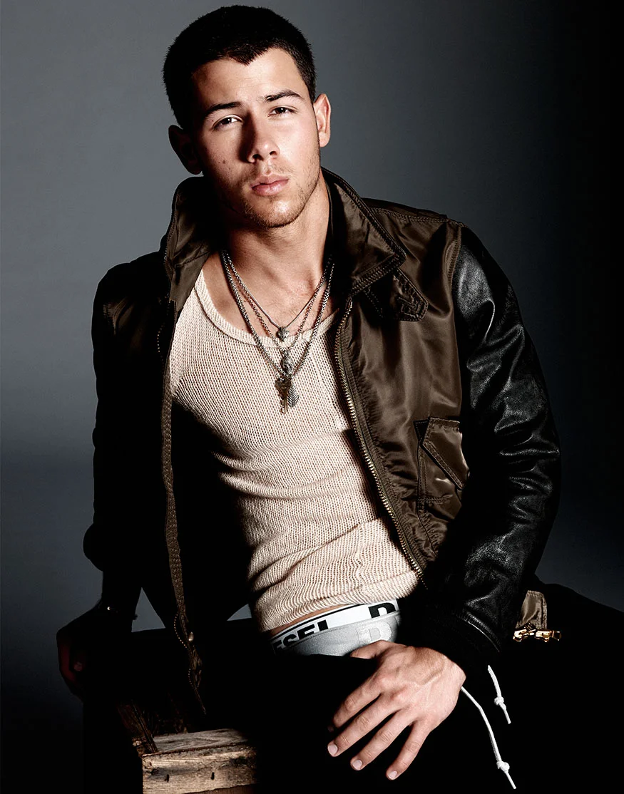 flaunt_nick_jonas_02.jpg