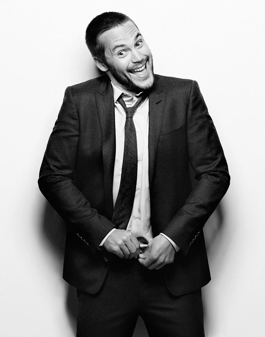 esquire_aaronpaulaarontaylorjohnsonarmiehammergarretthedlundidriselbataylorkitsch_07.jpg