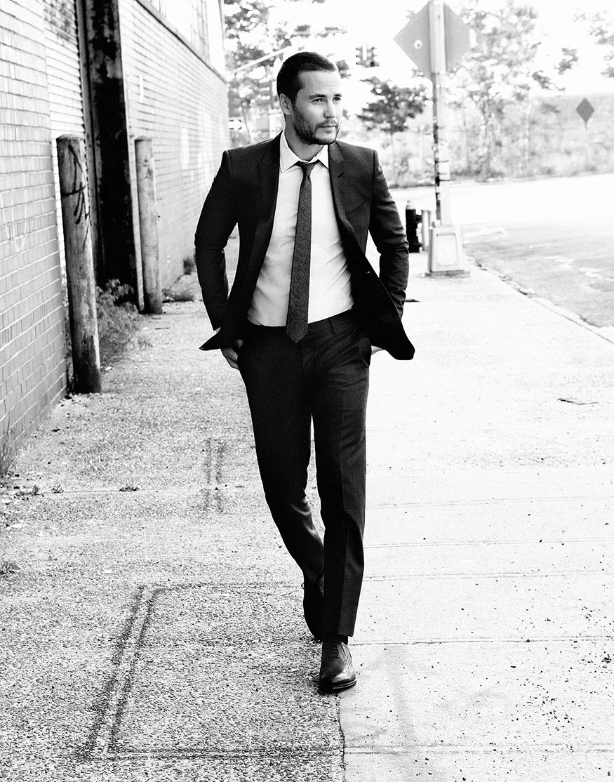 esquire_aaronpaulaarontaylorjohnsonarmiehammergarretthedlundidriselbataylorkitsch_020.jpg