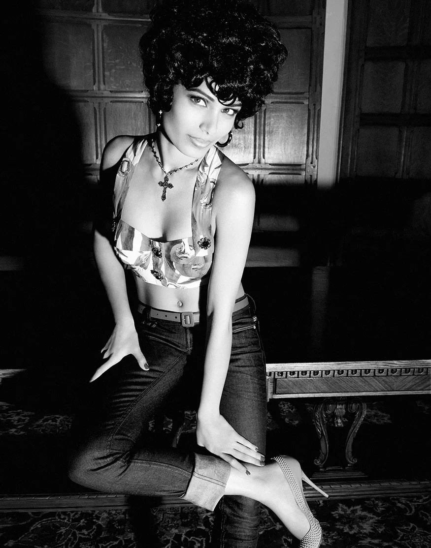 flaunt_freida_pinto_04.jpg