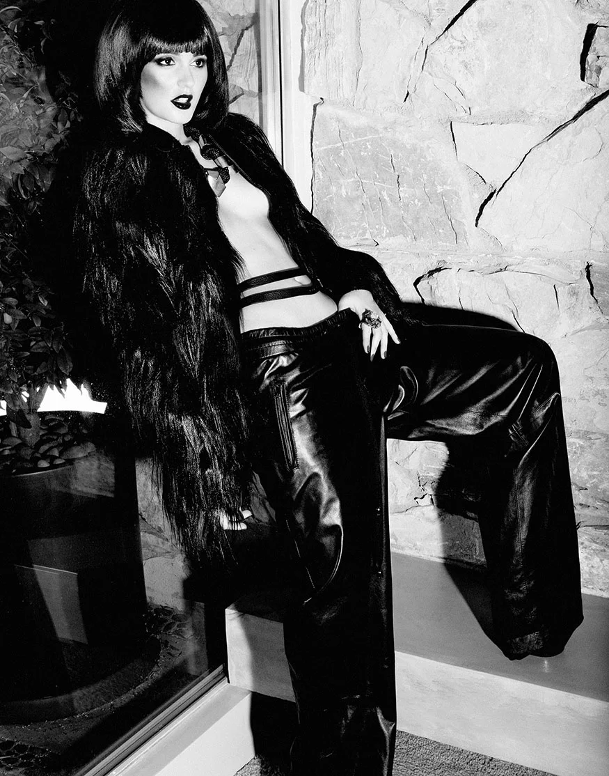 flaunt_leighton_meester_06.jpg