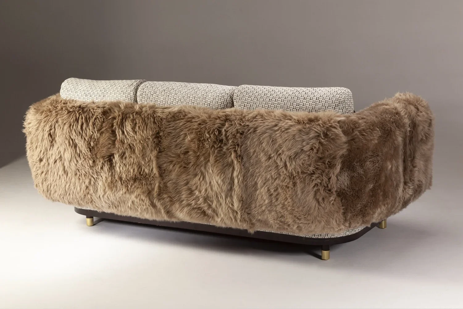 MBcollection.Single-Man-Deluxe-Sofa.webp