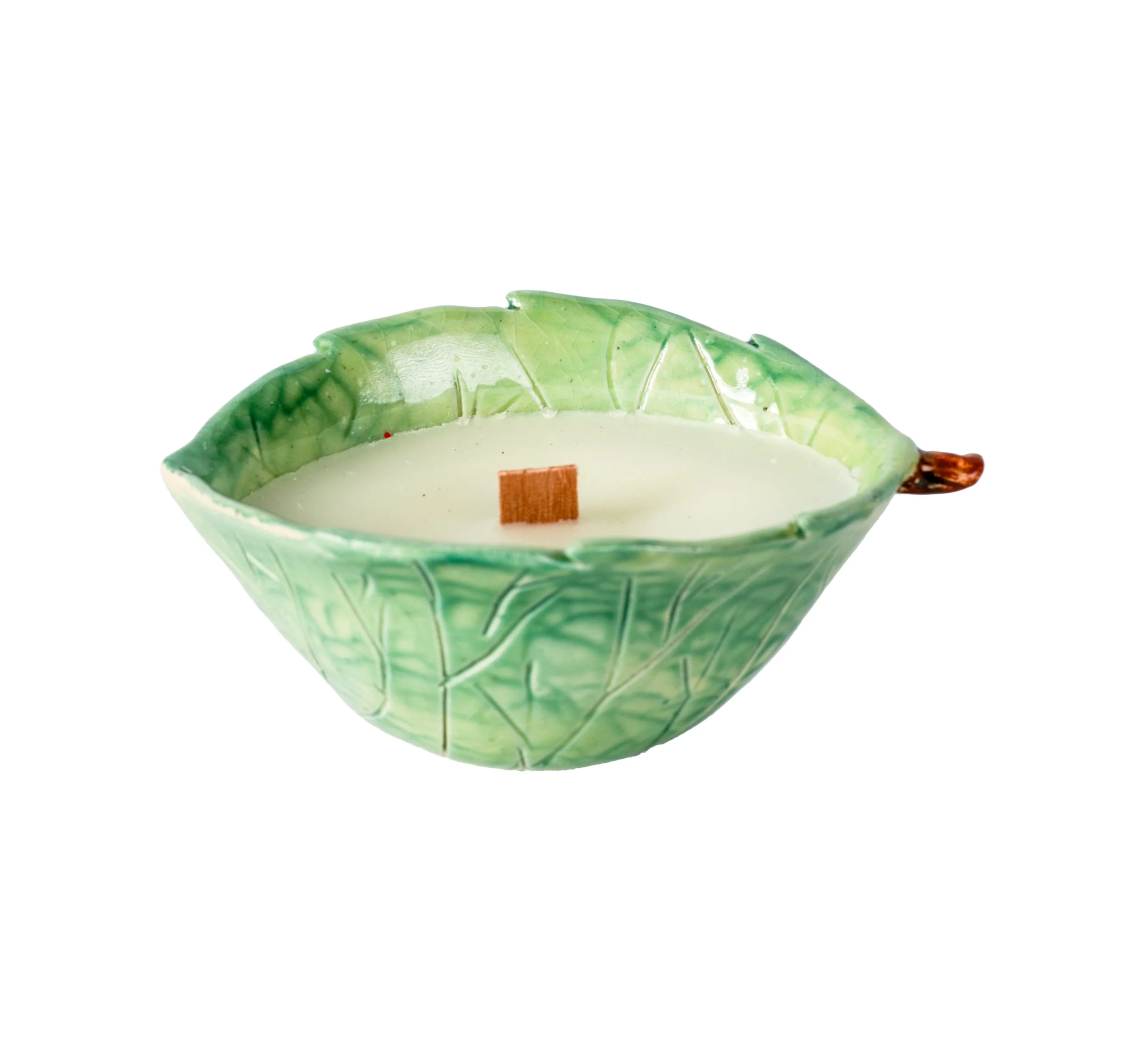 Marie-Burgos-Collection_Leaf_Candle_Green.jpg