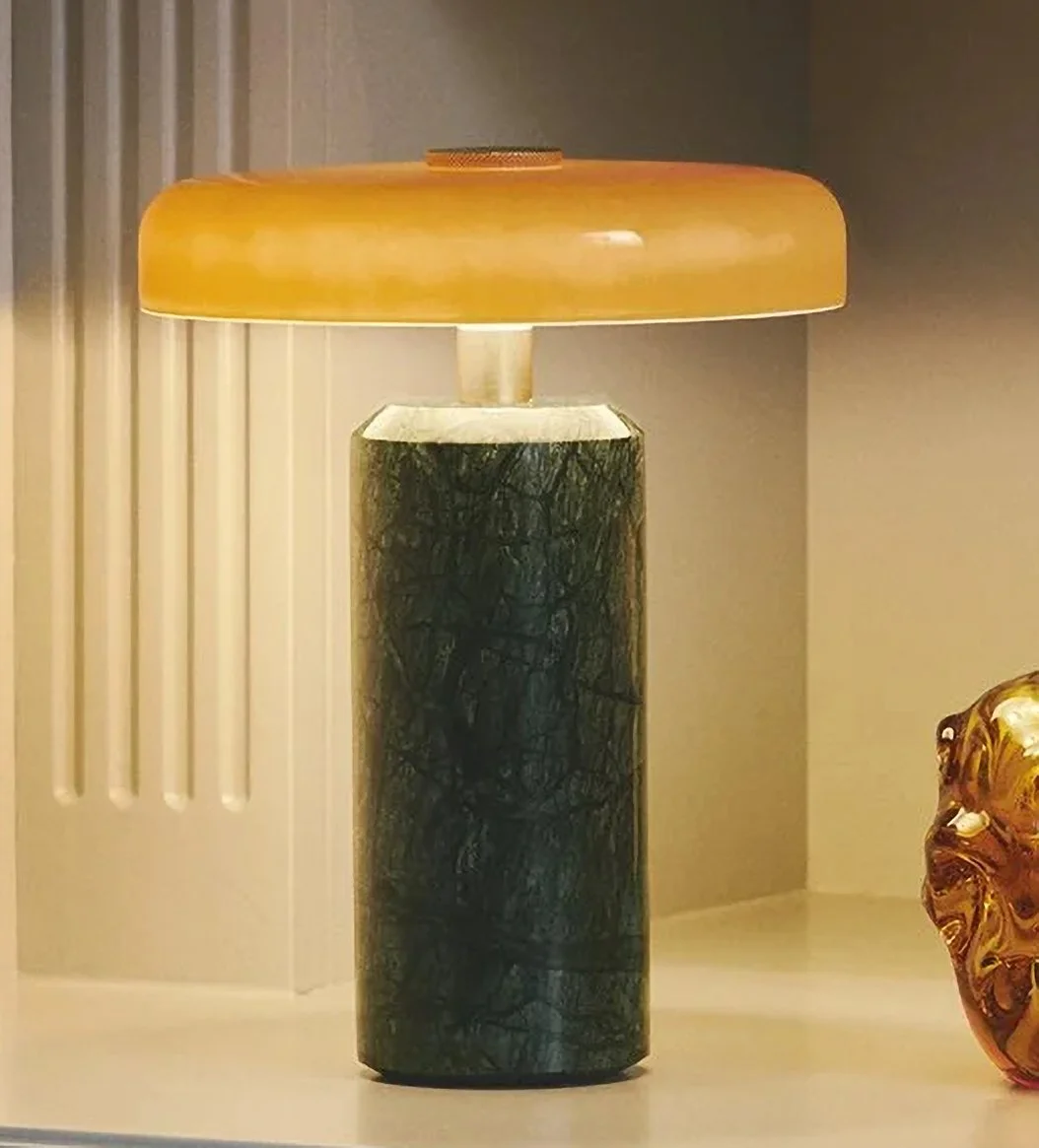 TABLE LAMPS