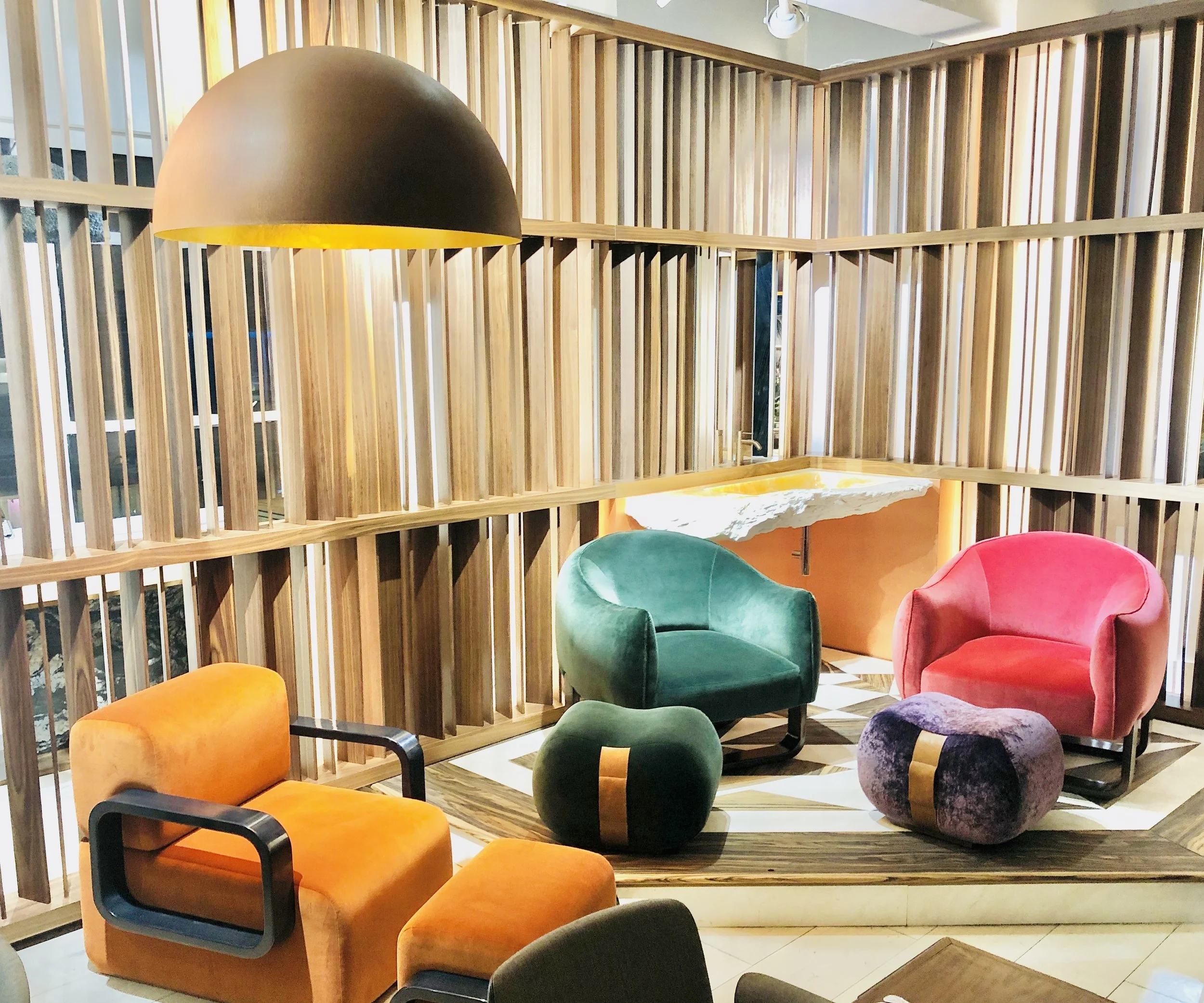 Statement Furniture: Bold Pieces, Curated Confidence