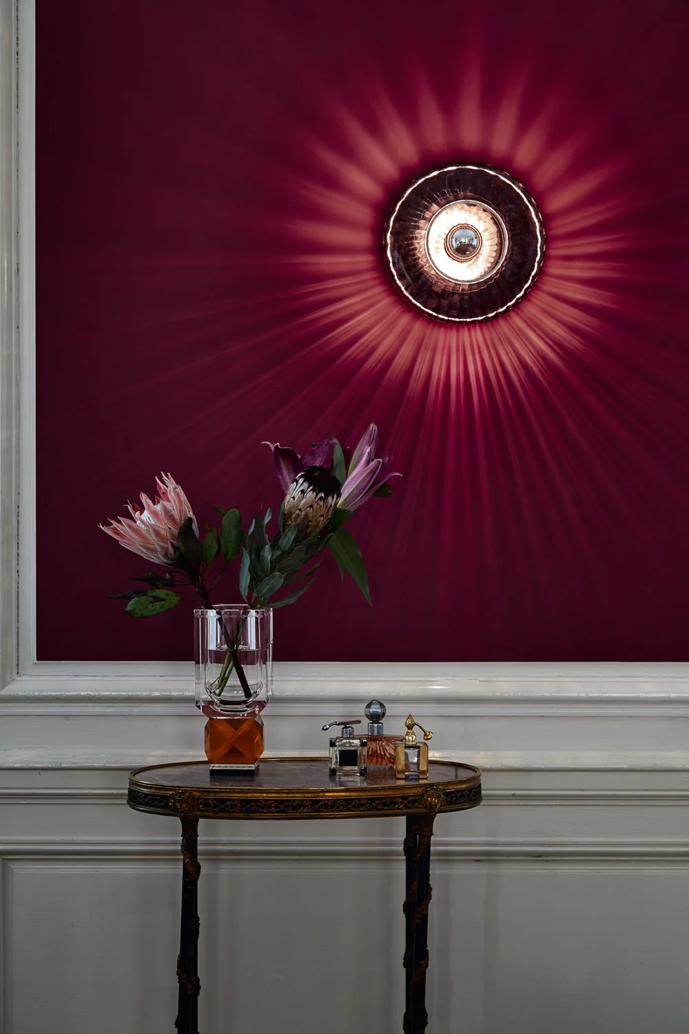 Sculptural Lighting: Why 2026 is the Year of the Statement Sconce