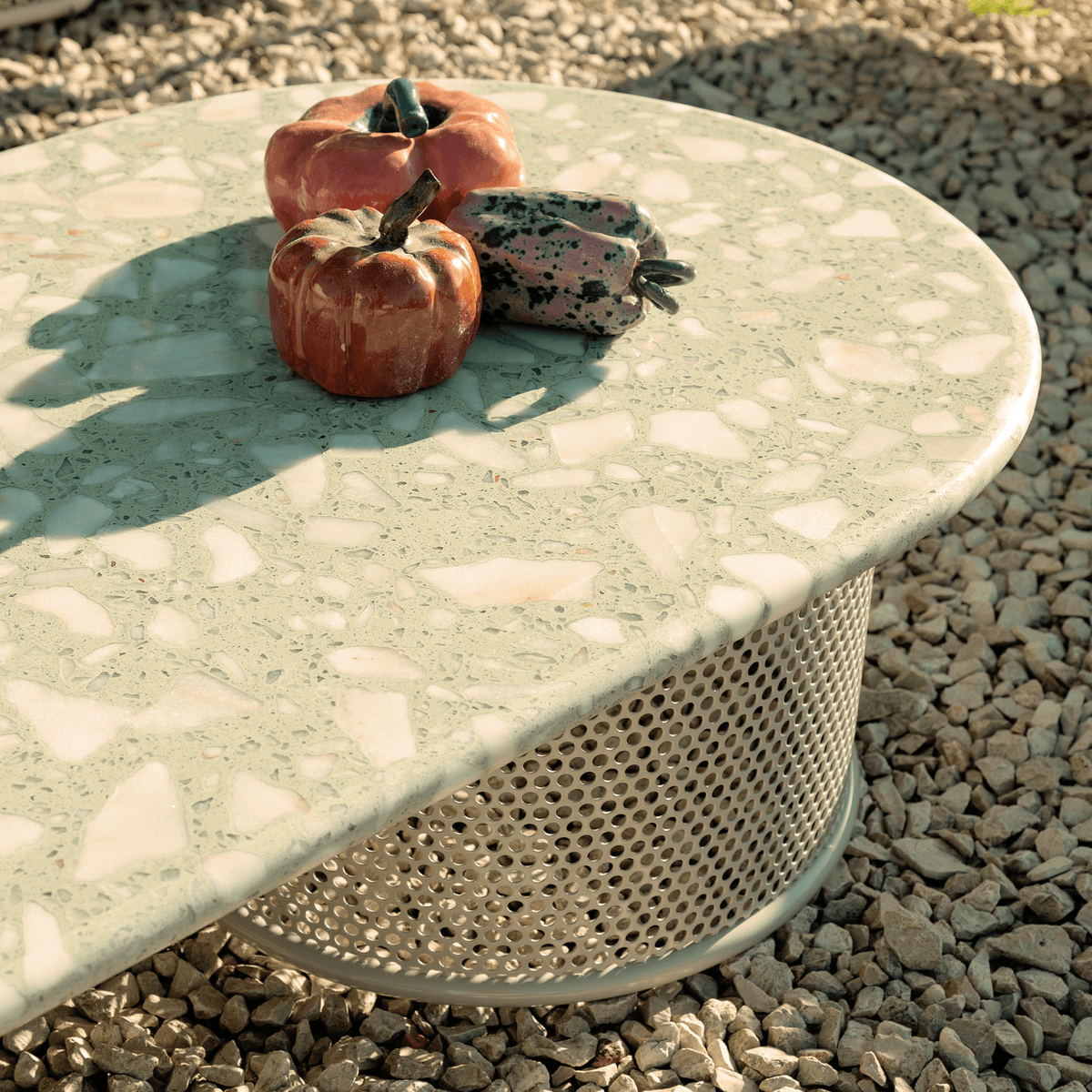riviera-coffee-table-terrazzo-top-detail.png