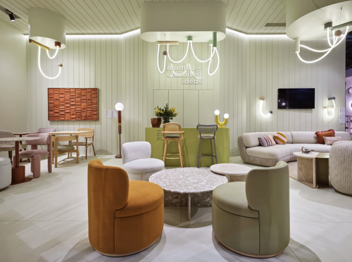 Mimi Swivel Chair - Lounge Application