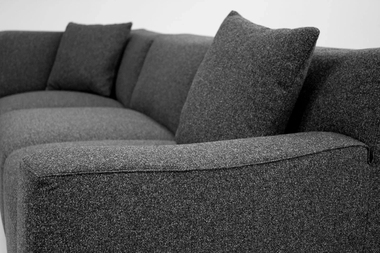 SEC-SCOO-PEPP-ARMLE_3_Scoop collection modular sofa pieces -.webp