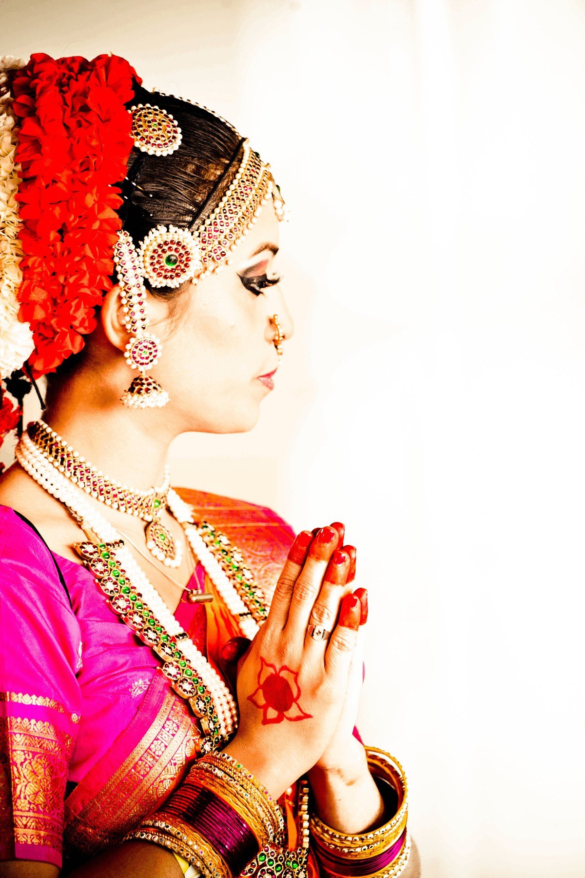 Fine+Art+Photography+By+Francis+Augustine+-+NAMASTE+RED+-++Folkloric+andcolourful+Indian+lady’sgreeting-compressed.jpg