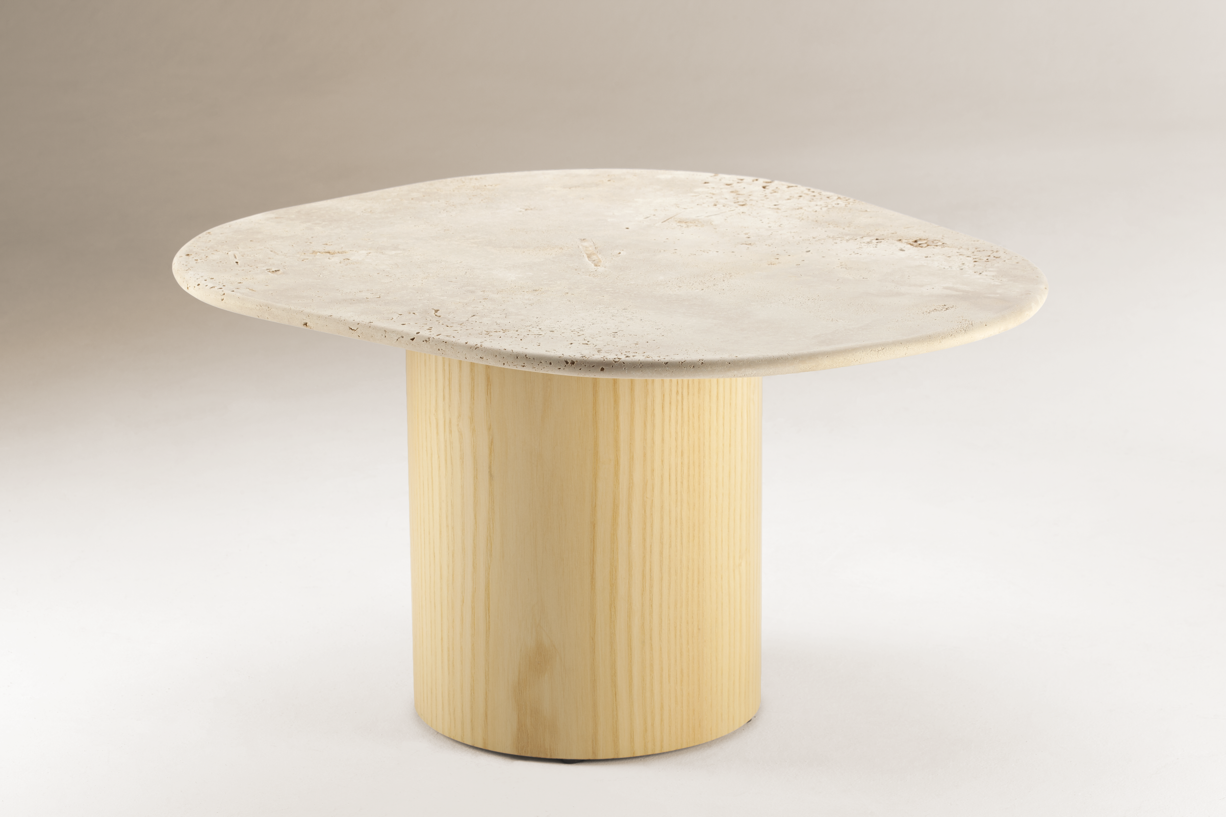 10. l_anamour side table.png