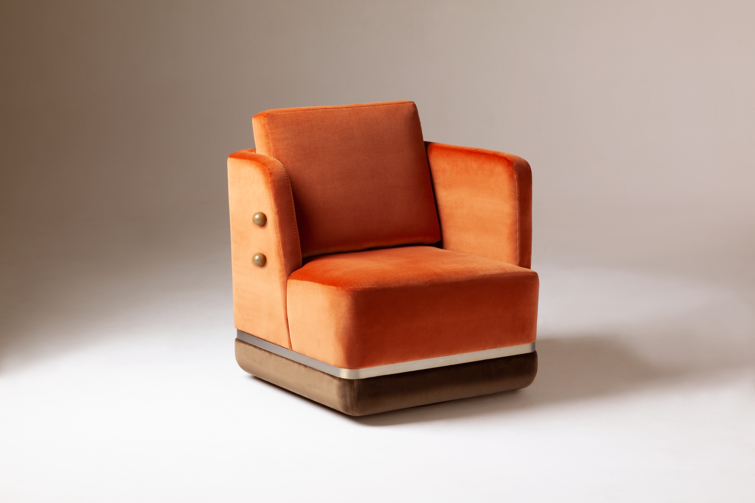 8. panorama armchair.png