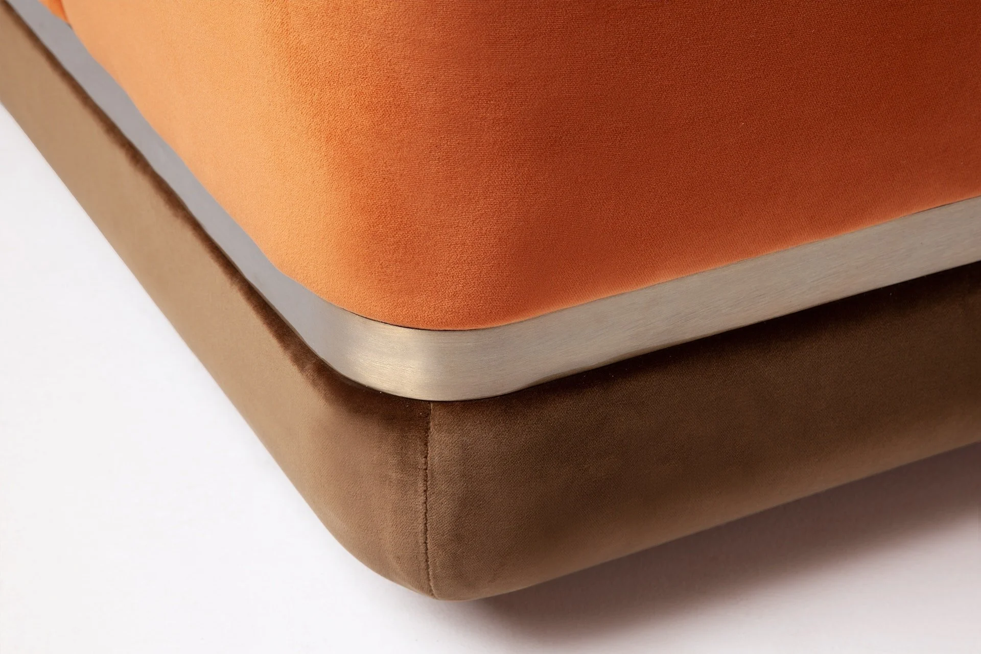 10a. panorama armchair.jpg
