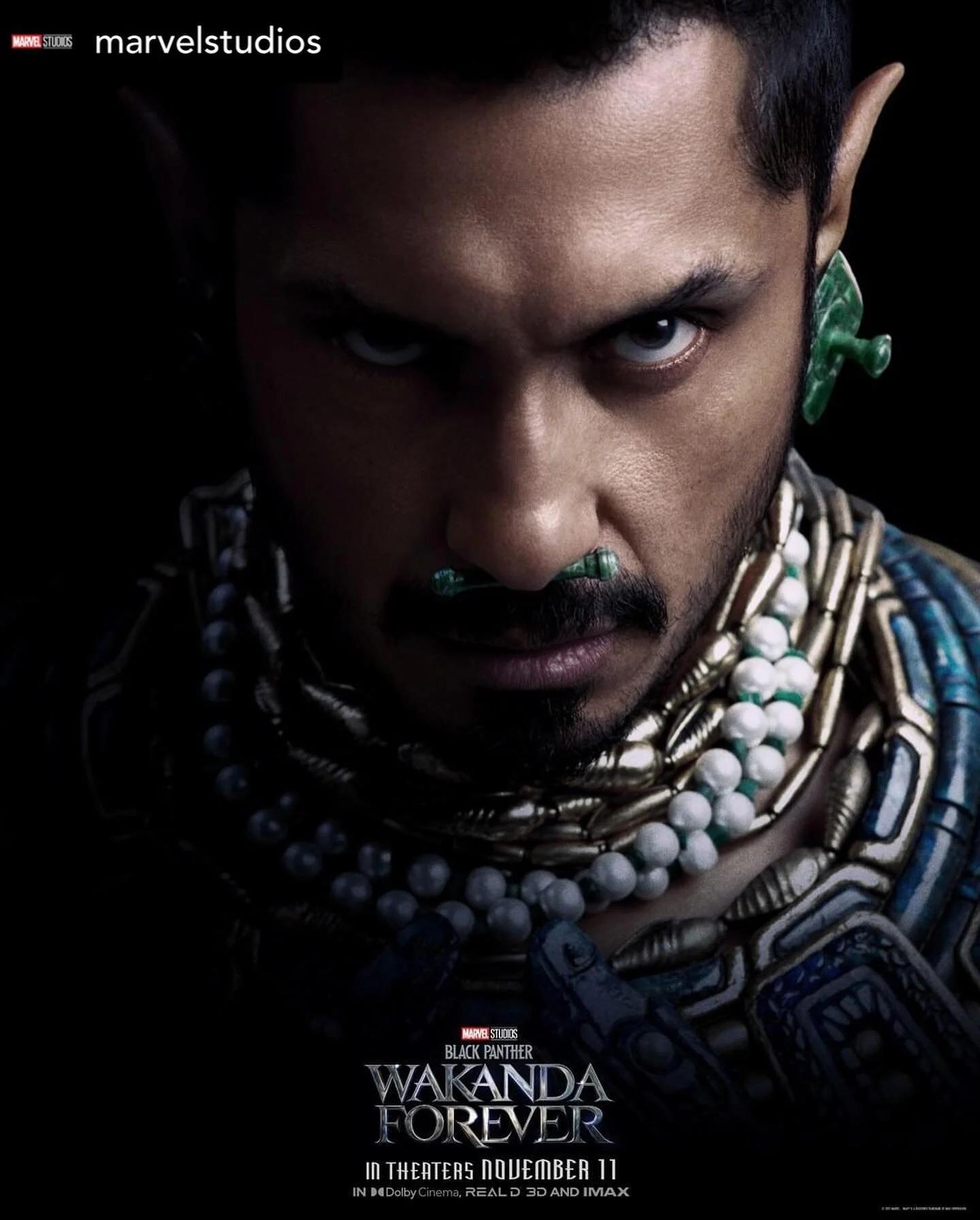 Wakanda Forever: demonstrating the power of Black + Brown Unity 👊🏿👊🏾👊🏽 demostrando el poder de la unidad de las comunidades negras y morenas. 

#SomosSeattle #Namor #WakandaForever #RepresentationMatters #Mexico #LaRrepresentaci&oacute;nImporta