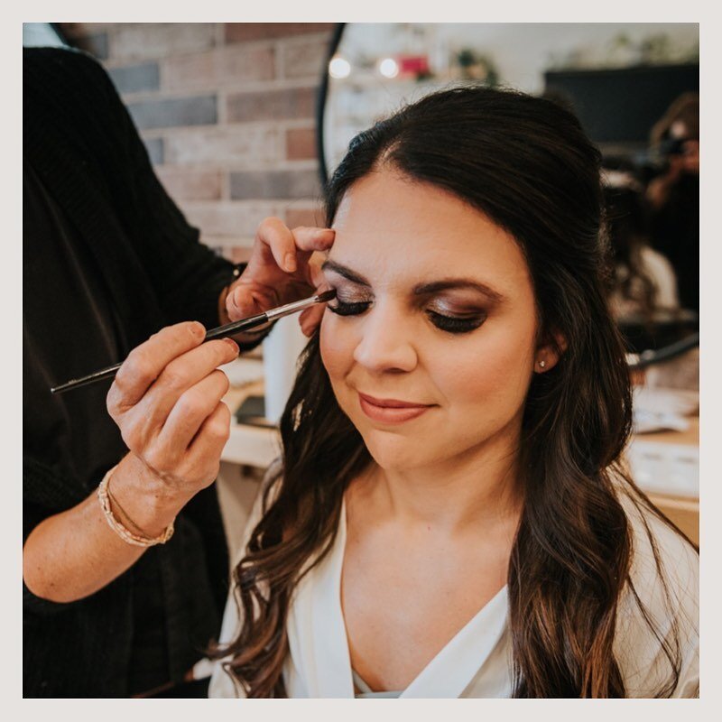 &ldquo;The Top Knot team is experienced and genuinely cares about you and your big day. They will go above and beyond to make sure everything goes exactly as you want.&rdquo;

-Jessica 

Photographer: @terryphotoco 
Hair &amp; Makeup Team: Chrissy, R