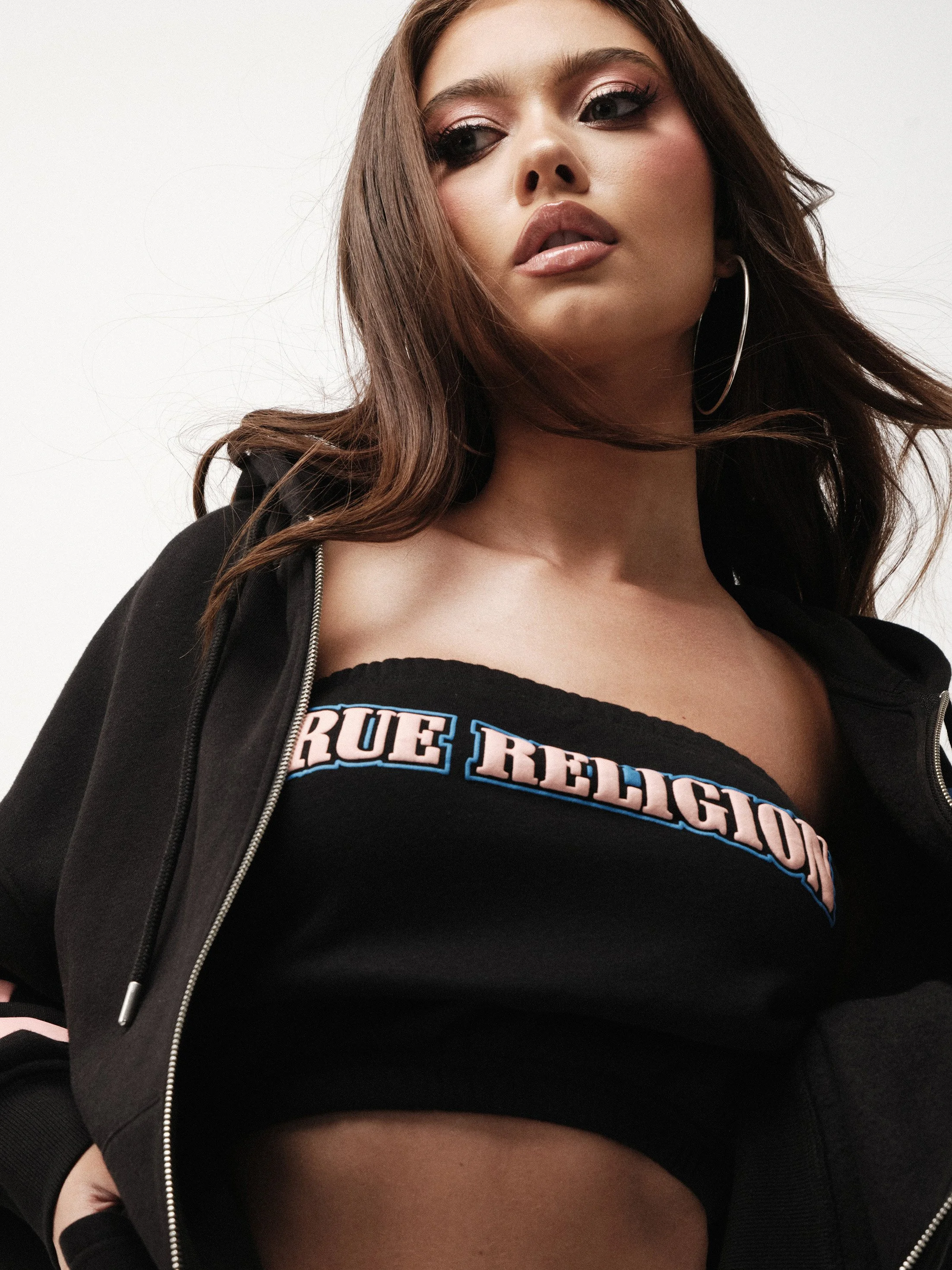 Look_04_1175_crop.jpg