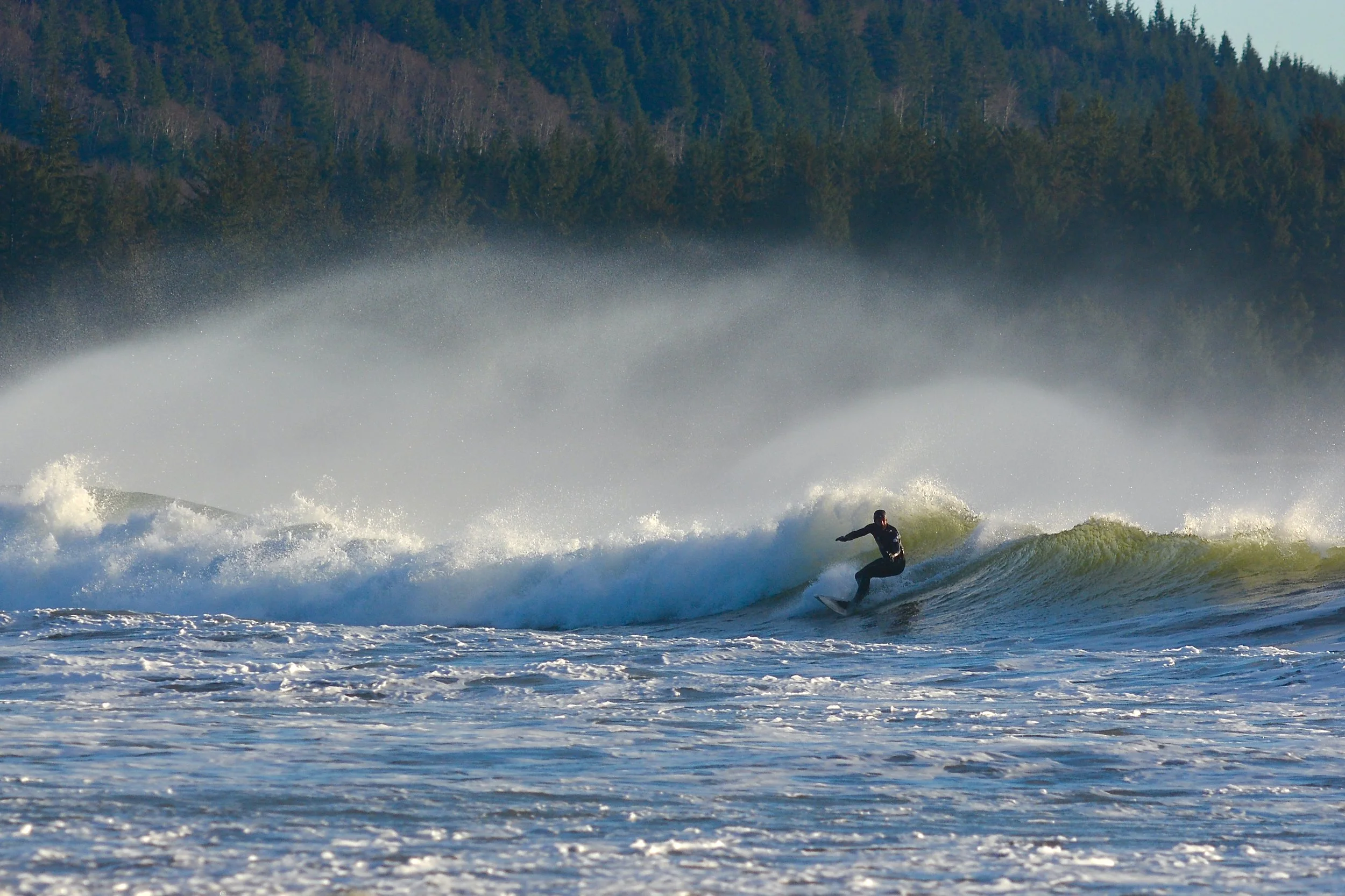 The Best Surfing Vacation for Beginners: Kalon Surf in Costa Rica -  InsideHook, image size:2500x1666