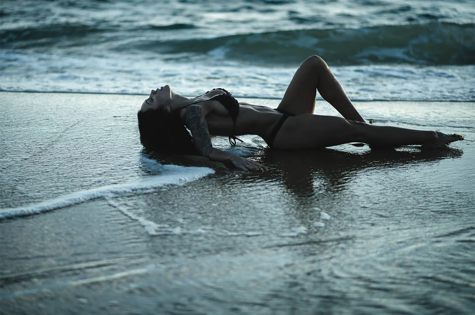 2016-04-Melbourne-Beach-Bikini-Photography-Matt-Korinek-Photographer-KOR-5328-Edit-Edit-2-WEBmed-960px-5.jpg