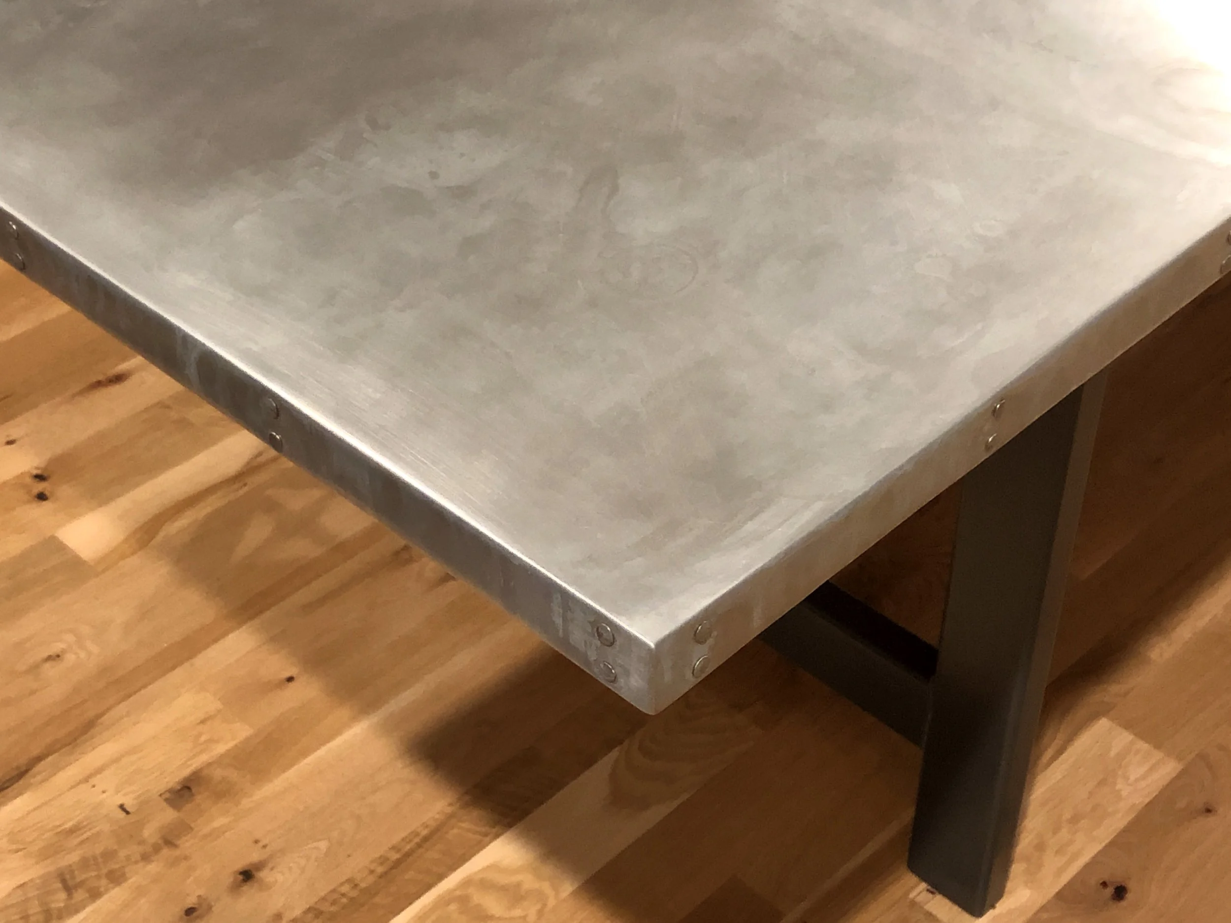 Zinc Table