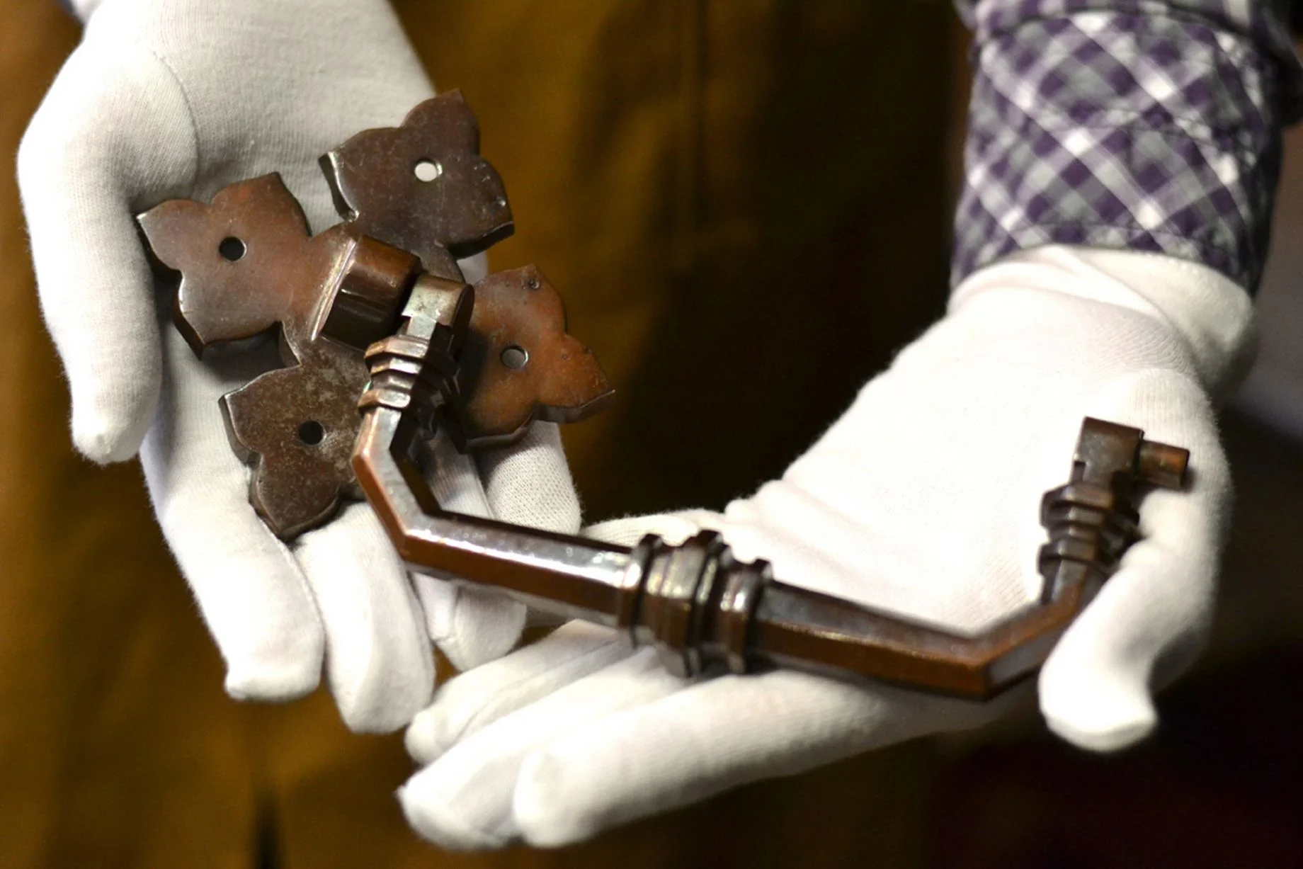The handle design used on the coffin of Winston Churchill.