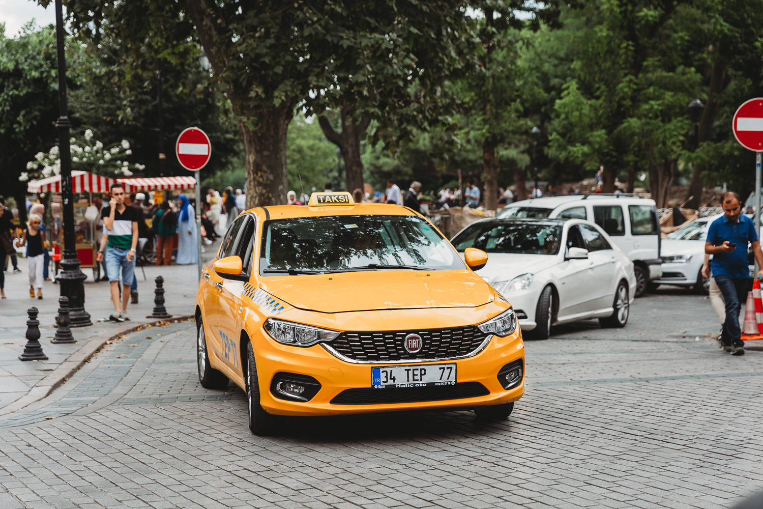 istanbul signature yellow taxi