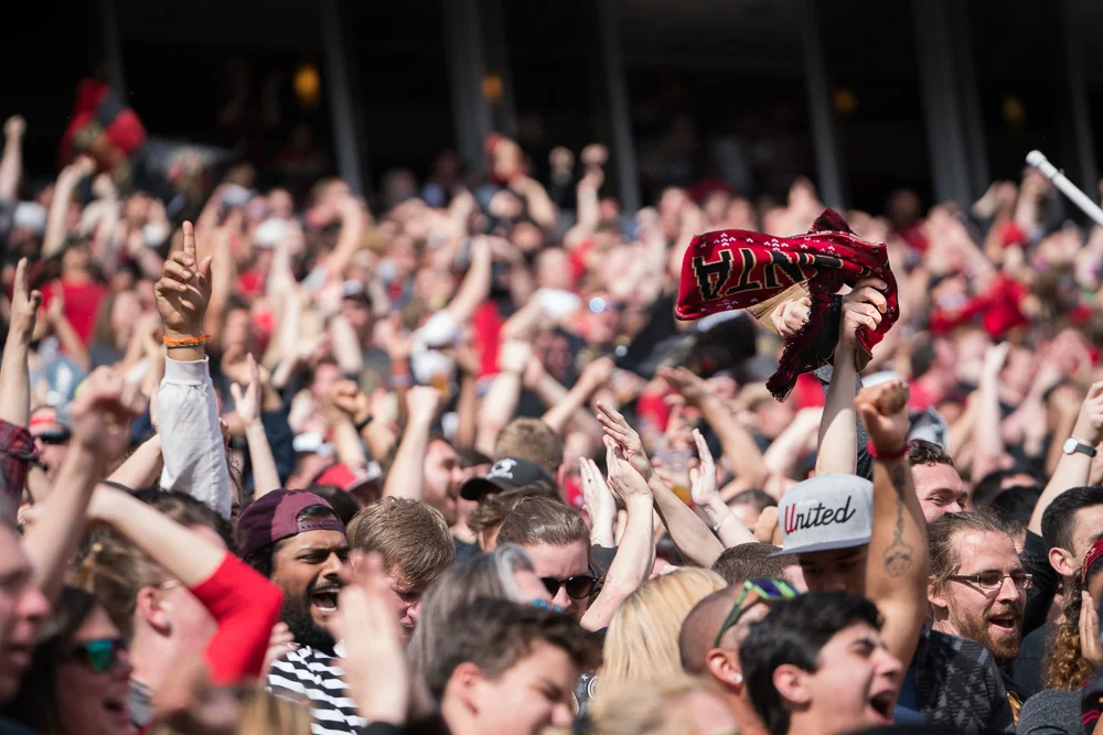crowd1 (1 of 1).jpg