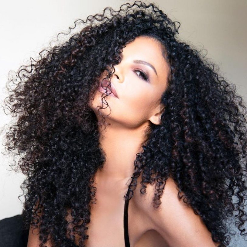 Fresh curls for @gorillawoman courtesy of @wonderlandbeautyparlor 📸 photo, hair &amp; makeup @josephboggess2197 🤩🤩🤩 #naturalhair #naturalcurls #curlygirl #bighair #beautifulhair #youarebeautiful