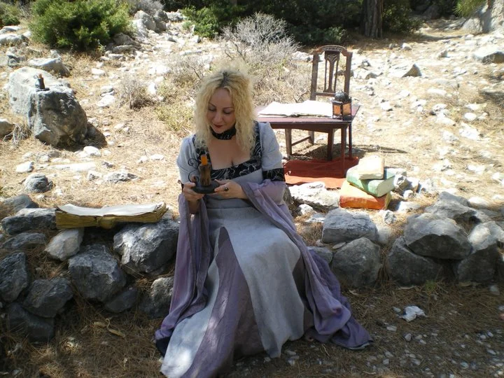 Εύη Γεροκώστα - Κουκλοθέατρο και αφήγηση στη Γιορτή του Κάστρου Μονολίθου 2010