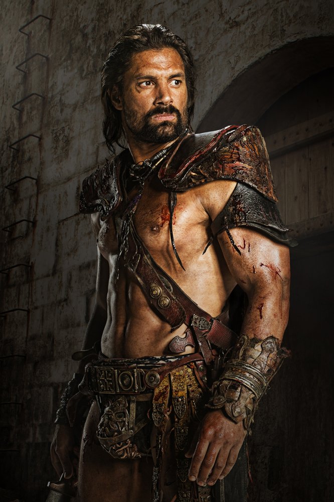 Manu Bennett in Spartacus: Blood and Sand (2010), photo source Imdb, 