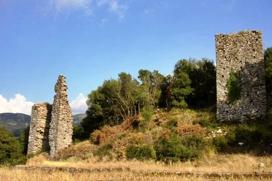 Κάστρο της 'Ακοβας - Πηγή φωτογραφίας εδώ