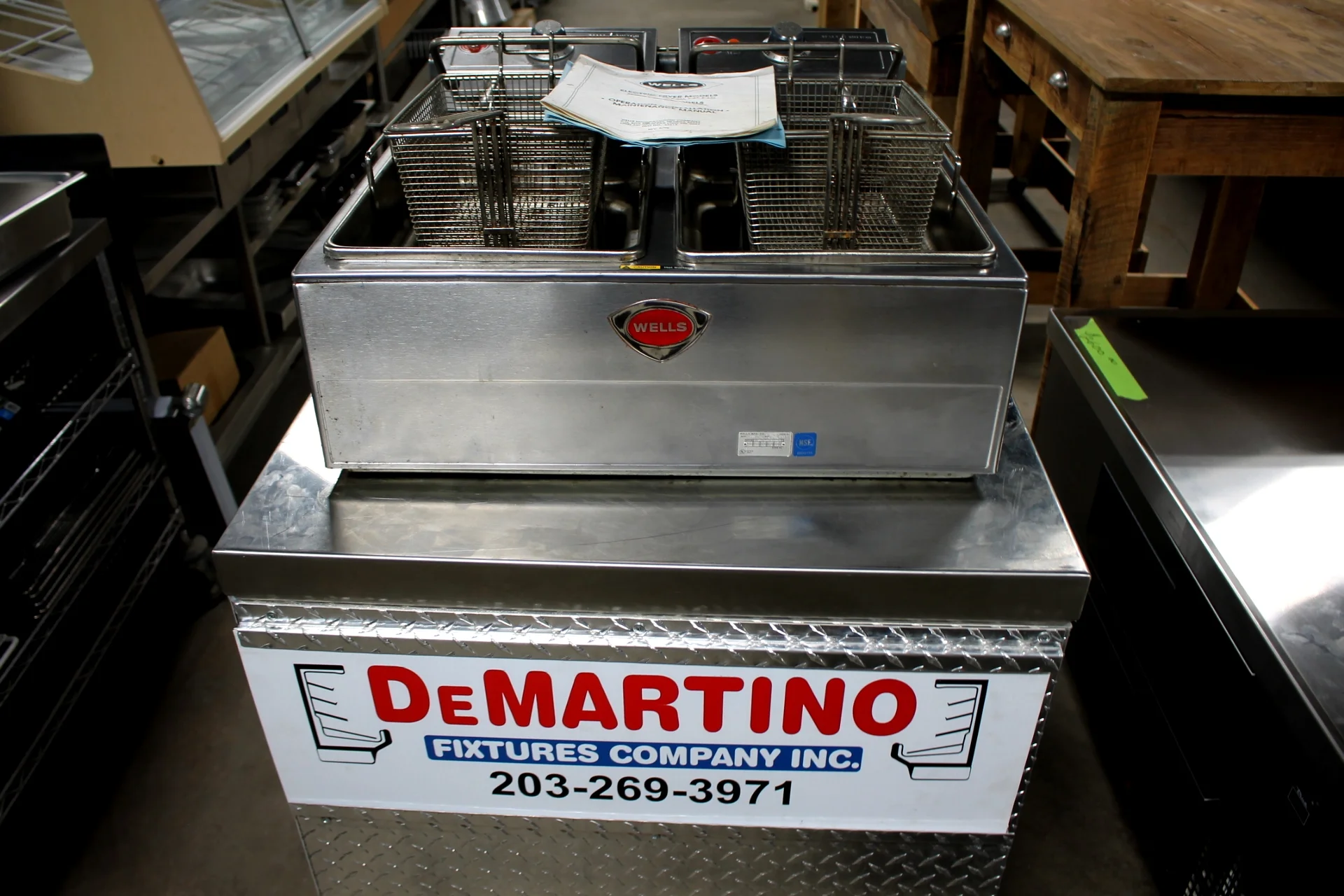 Fryers — DeMARTINO FIXTURES