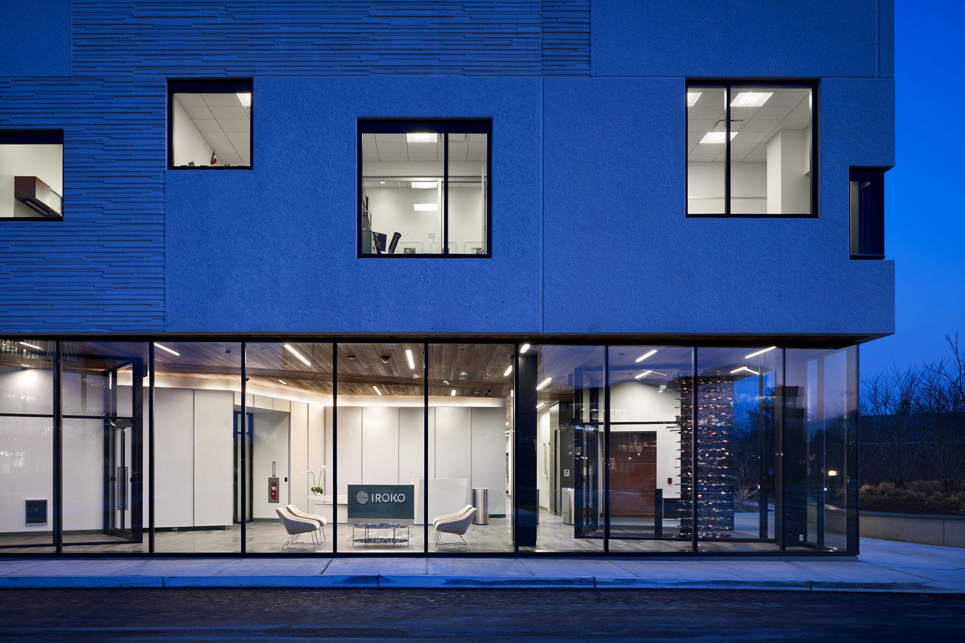 Iroko_Exterior_Lobby_Med.jpg