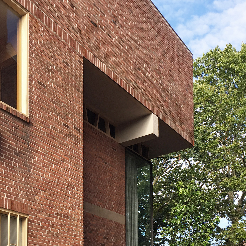 Detail shot of the home shown above.