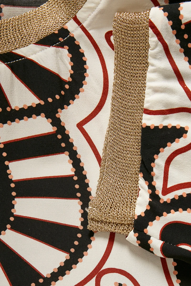 10102233_40011_300.jpg
