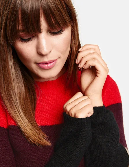 Pullover-im-Colorblocking-Design-special-4049598211340-6072.jpg