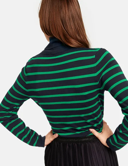 Rollkragenpullover-mit-Streifen-Dessin-mood-4049598258185-8103.jpg