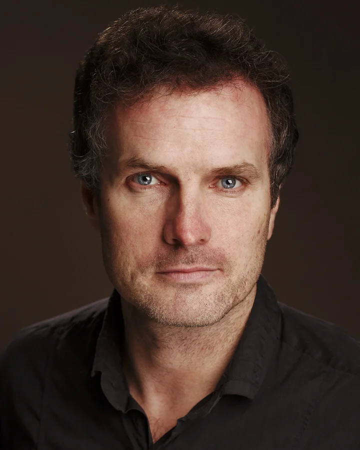 Acting headshots taken by photographer Roger Kenny. Actor headshots that are the best.