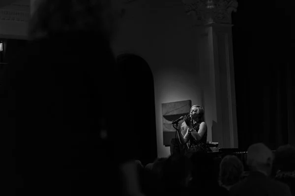 Corporate Lifestyle and Commercial Photographer from Dublin Roger Kenny.