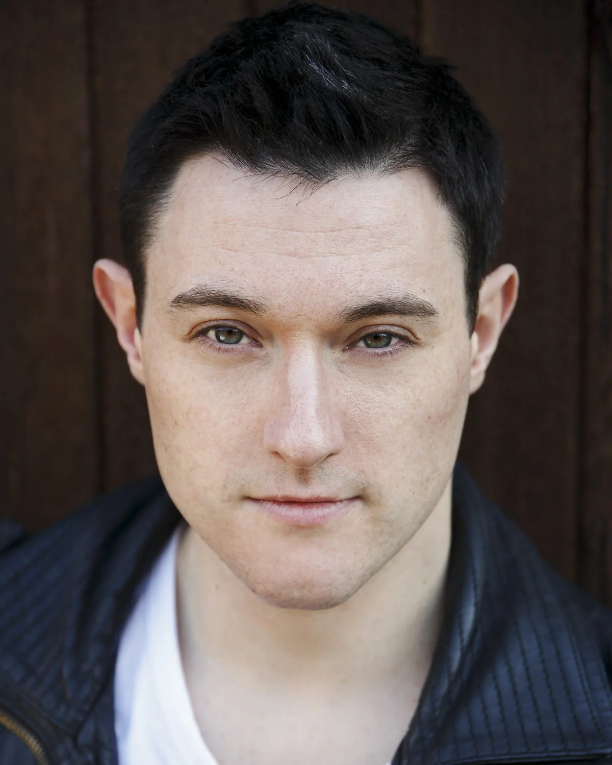 Actor-dancer-musician-headshot-roger-kenny_004.jpg