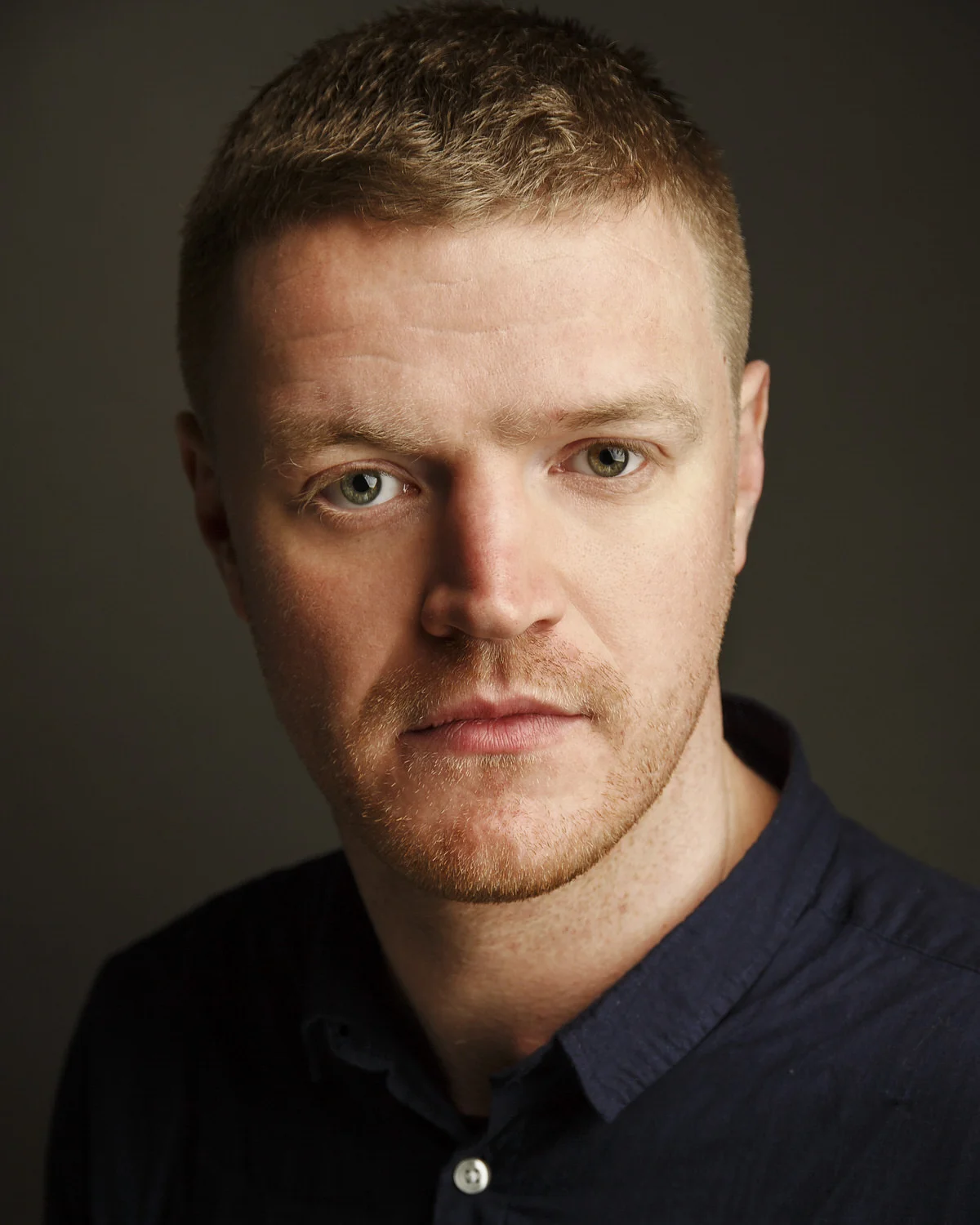 Actor-dancer-musician-headshot-roger-kenny_082.jpg