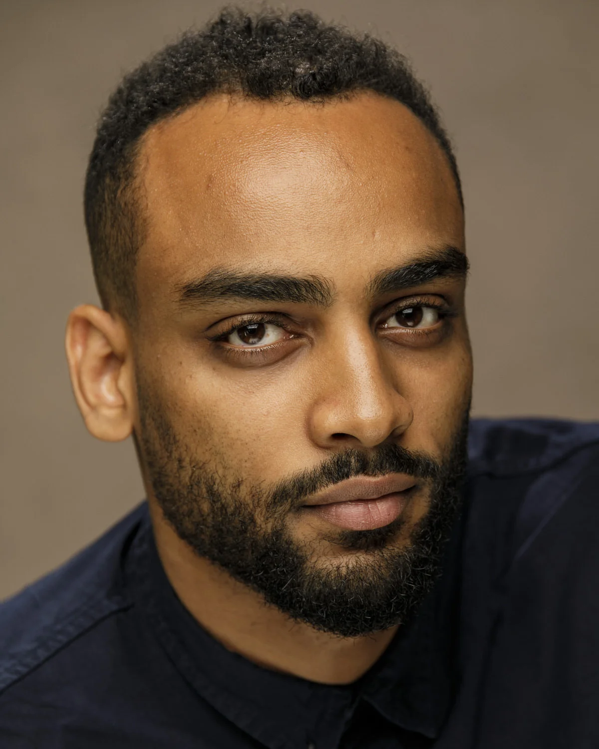 Actor-dancer-musician-headshot-roger-kenny_093.jpg