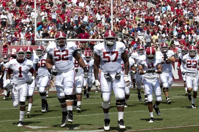 football-american-football-college-alabama-39002.jpeg