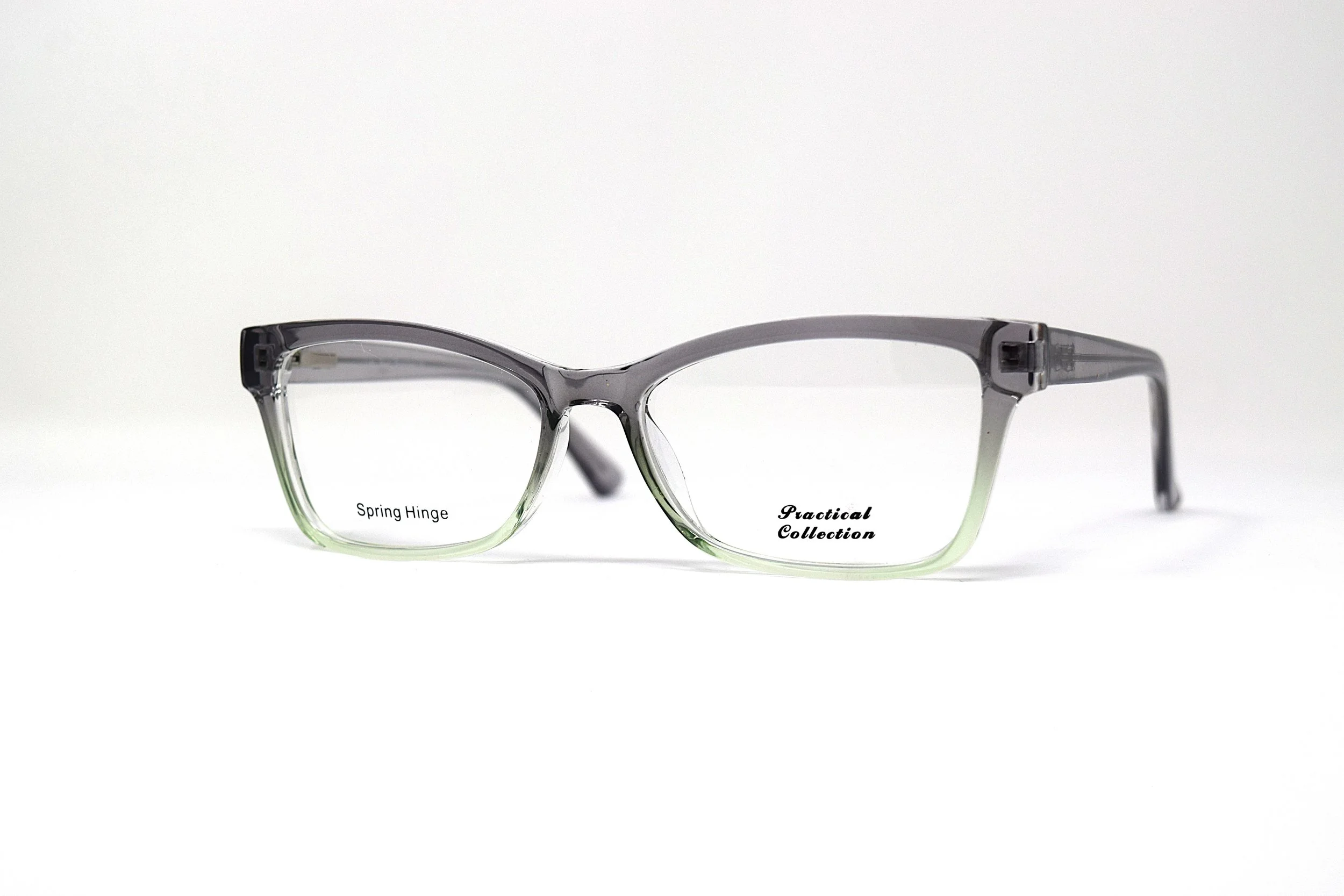 PATRICIA GREYGRN.JPG