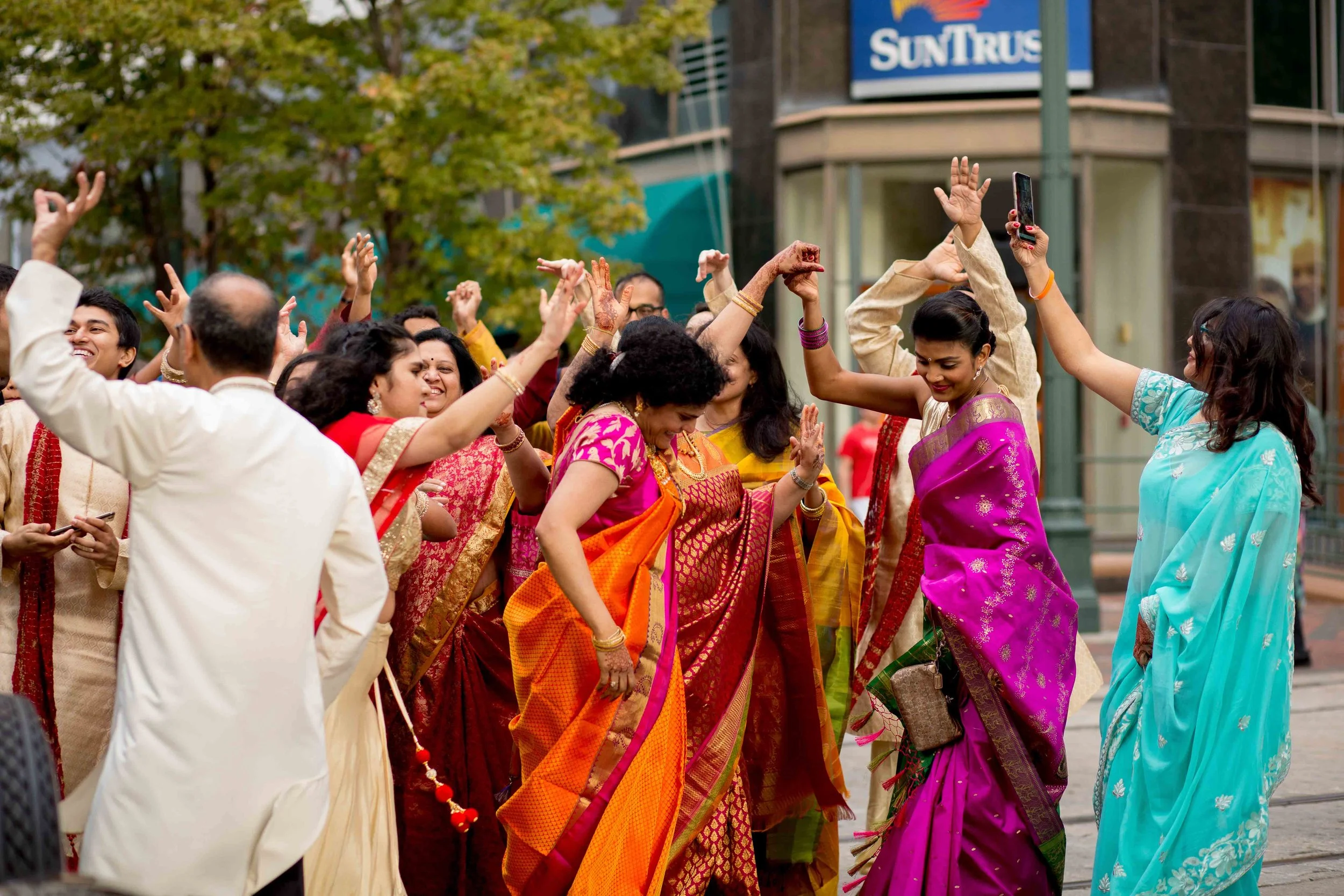 V+V_baraat_BED_3314s.jpg