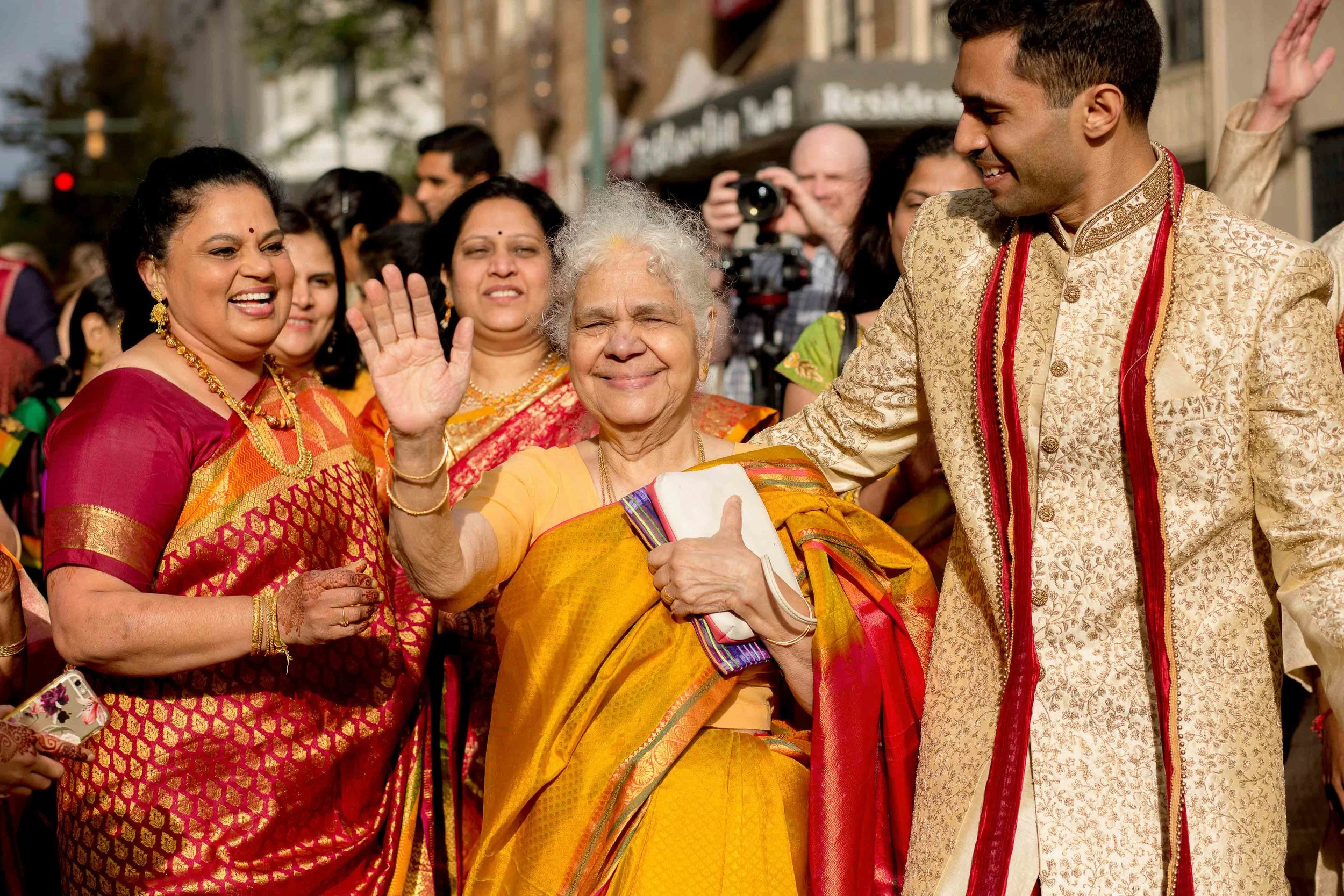 V+V_baraat_BED_3519s.jpg