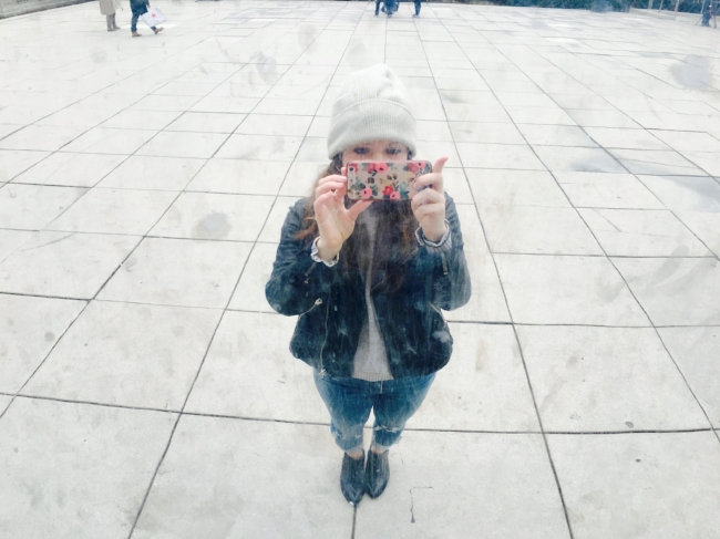 In Chicago focused more on getting the perfect picture than seeing The Bean 
